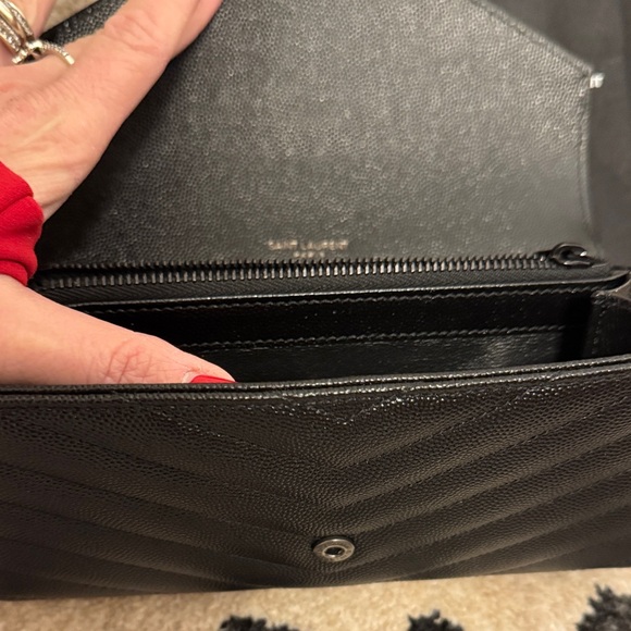 Saint Laurent Black Chevron Leather Wallet/Clutch - Picture 4 of 16